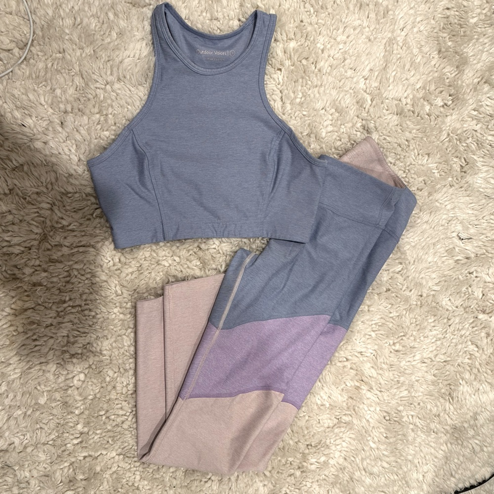 Outdoor Voices Kit leggings and top